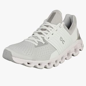 ON Cloud Women’s Cloud-swift Sneakers in Glacier/White size 7.5